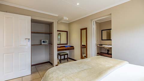 Double-Volume Family Units | 6 Sleeper | Misty Mountain