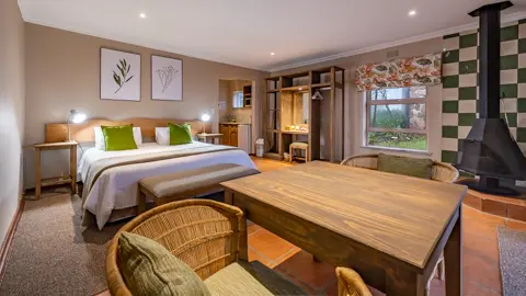 Studio Units | 2 Sleeper | Misty Mountain